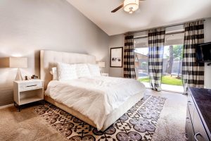 16626 N 51st St Scottsdale AZ-large-018-41-Master Bedroom